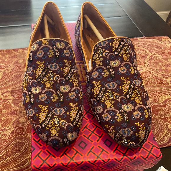 Tory Burch holiday jacquad/gold 5mm smoking slipper, BNIB,MSRP$313